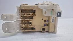 CAIXA FUSÍVEL BSI TOYOTA COROLLA 2.0 2013 2014 2015