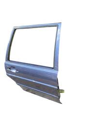 PORTA TRASEIRA DIREITA SANTANA 1987 1988 A 1990