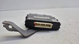 MÓDULO PILOTO AUTOMÁTICO TOYOTA COROLLA 1.8 2009 A 2011