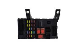 CAIXA FUSÍVEL FIAT PALIO 1.8 E-TORQ 2012 A 2018