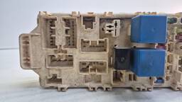 CAIXA FUSÍVEL MITSUBISHI PAJERO TR4 2.0 2011