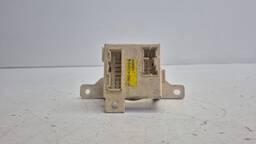 MÓDULO CAIXA RELES KIA CARNIVAL 2008