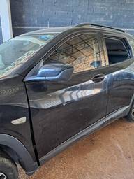 Porta Dianteira Esquerda Chevrolet Tracker 2020 a 2025
