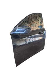 Porta Dianteira Esquerda Chevrolet Tracker 2020 a 2025