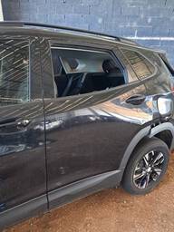 Porta Traseira Esquerda Tracker 2020 a 2025 C/Detalhe