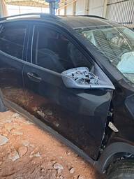 Porta Dianteira Direita Chevrolet Tracker 2020 a 2025 1