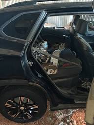 Recorte Lateral Traseiro Direito Chevrolet Tracker 2020/2024