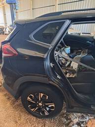 Recorte Lateral Traseiro Direito Chevrolet Tracker 2020/2024