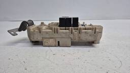 CAIXA FUSÍVEL MITSUBISHI AIRTREK 2.4 2007