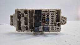 CAIXA FUSÍVEL MITSUBISHI AIRTREK 2.4 2007