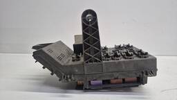 CAIXA FUSÍVEL RENAULT LAGUNA 1996