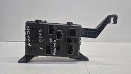 CAIXA FUSÍVEL FORD MONDEO 2004