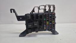 CAIXA FUSÍVEL FORD MONDEO 2004