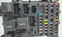 CAIXA FUSÍVEL FORD MONDEO 2004