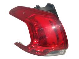 Lanterna Traseira Esquerda Peugeot 2008 2015 a 2022 C/Detalh