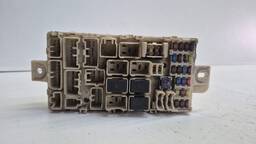 CAIXA FUSÍVEL MITSUBISHI L200 2010