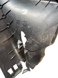 MOLDURA COLUNA TRAS ESQUERDA ONIX 2013 2019