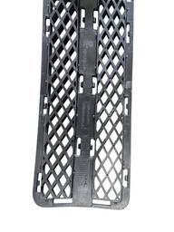 GRADE MOLDURA MILHA DIREITO GOL SAVEIRO PARATI G3 FASE 1