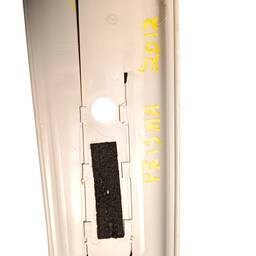 ACABAMENTO COLUNA CENTRAL ESQ. CELTA 2007/16