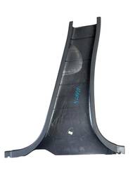 ACABAMENTO COLUNA CENTRAL LADO ESQUERDO NISSAN MARCH (USADO)