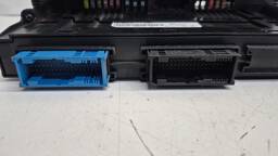 CAIXA FUSÍVEIS BMW X3 2.0 4X4 2014