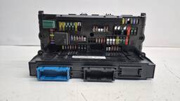 CAIXA FUSÍVEIS BMW X3 2.0 4X4 2014