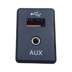 Moldura Entrada Usb Nissan Kicks 2017