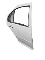 PORTA TRASEIRA DIREITA BORA 2001 2002 A 2011