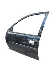 PORTA DIANTEIRA ESQUERDA CORSA / CLASSIC 1996 1997 A 2016