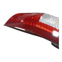 LANTERNA TRASEIRA ESQUERDA ZAFIRA 2002 A 2012 BICOLOR