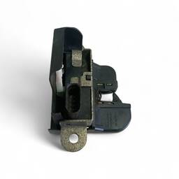 FECHADURA TAMPA TRAS FOX UP PASSAT/JETTA VARIANT TIGUAN GOLF