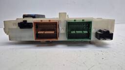 CAIXA FUSÍVEL LAND ROVER FREELANDER 2 3.2 2009 A 2011