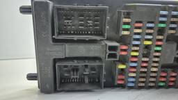 CAIXA FUSÍVEL RANGE ROVER SPORT 3.6 V8 2008 A 2010