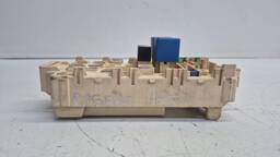 CAIXA FUSÍVEL MITSUBISHI PAJERO 2008