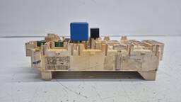 CAIXA FUSÍVEL MITSUBISHI PAJERO 2008