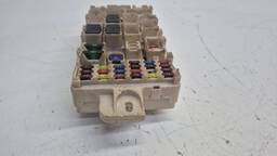 CAIXA FUSÍVEL MITSUBISHI L200 TRITON 3.2 2008