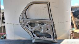 PORTA TRASEIRA ESQUERDA PALIO SIENA 1996 1997 A 2004