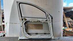 PORTA DIANTEIRA ESQUERDA STILO 2003 2004 A 2011