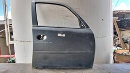 PORTA DIANTEIRA DIREITA MERIVA 2003 2004 A 2012