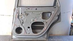 PORTA TRASEIRA DIREITA VECTRA 1997 1998 A 2005