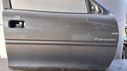 PORTA DIANTEIRA DIREITA VECTRA 1997 1998 A 2005