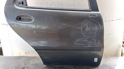 PORTA TRASEIRA DIREITA PALIO SIENA 1996 A 2004 C/DETALHE
