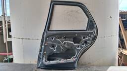 PORTA TRASEIRA DIREITA PALIO SIENA 1996 A 2004 C/DETALHE