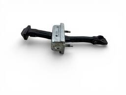 LIMITADOR PORTA TRASEIRA ESQUERDA ECOSPORT 2018 A 2021