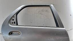 PORTA TRASEIRA DIREITA PALIO SIENA 1996 A 2004 C/DETALHE