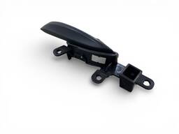 MAÇANETA INTERNA DIANTEIRA DIREITA CRONOS 2017 A 2022 