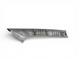 ACABAMENTO COLUNA PARA-BRISA ESQUERDO CRONOS 17 A 22