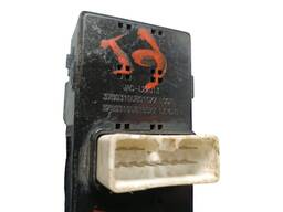 BOTAO INTERRUPTOR VIDRO DIANT. ESQ. JAC J3 TURIN 2010 A 2013