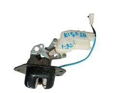 FECHADURA TAMPA TRAS MARCH 2012/2020 C/ MOTOR TRAVA ELÉTRICA