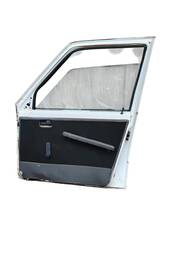 PORTA DIANTEIRA DIREITA UNO FIORINO 1988 1989 A 2004